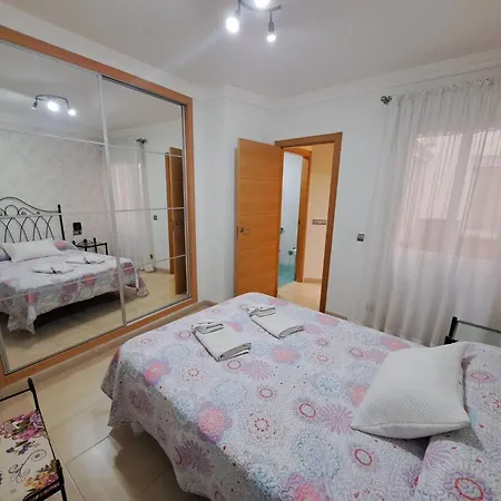 Apartamento Lola 1 *